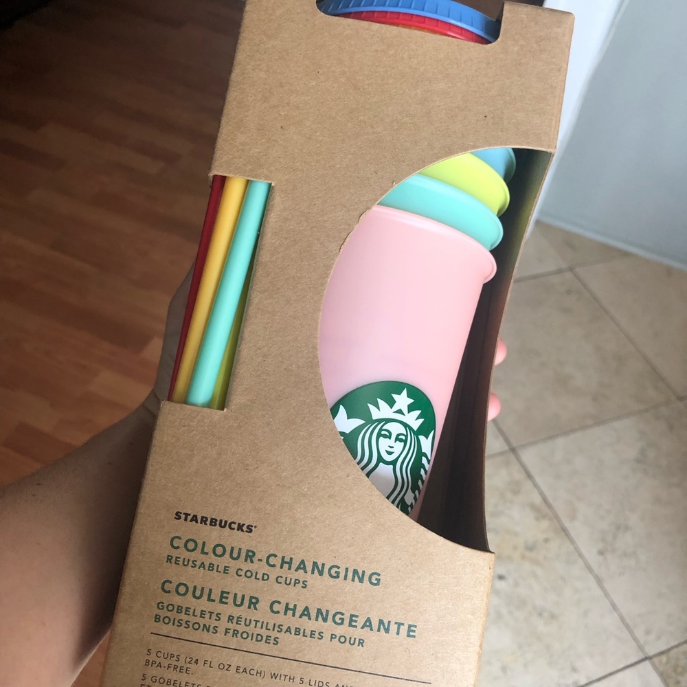 Starbucks color changing cups
